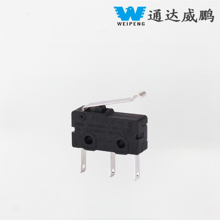 Piccolo interruttore tripolare antipolvere